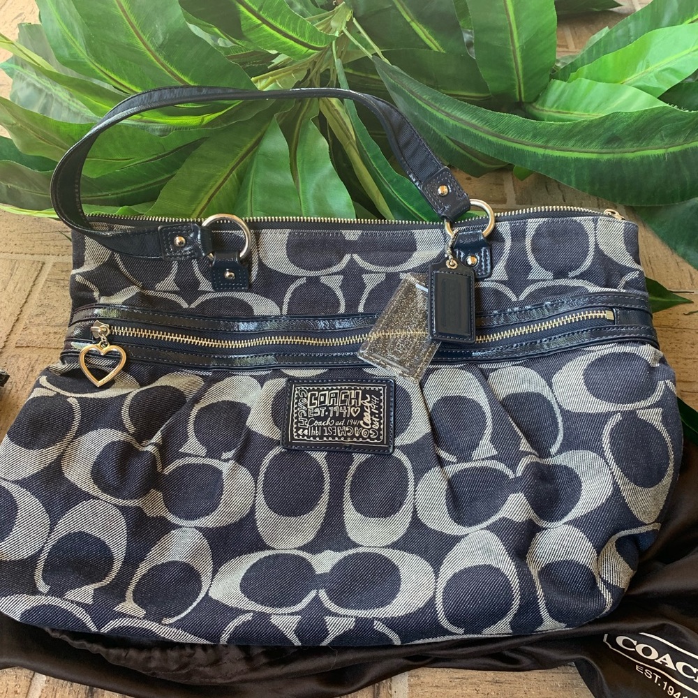 Authentic Coach Poppy signature tote